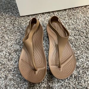 Women’s sandals!
